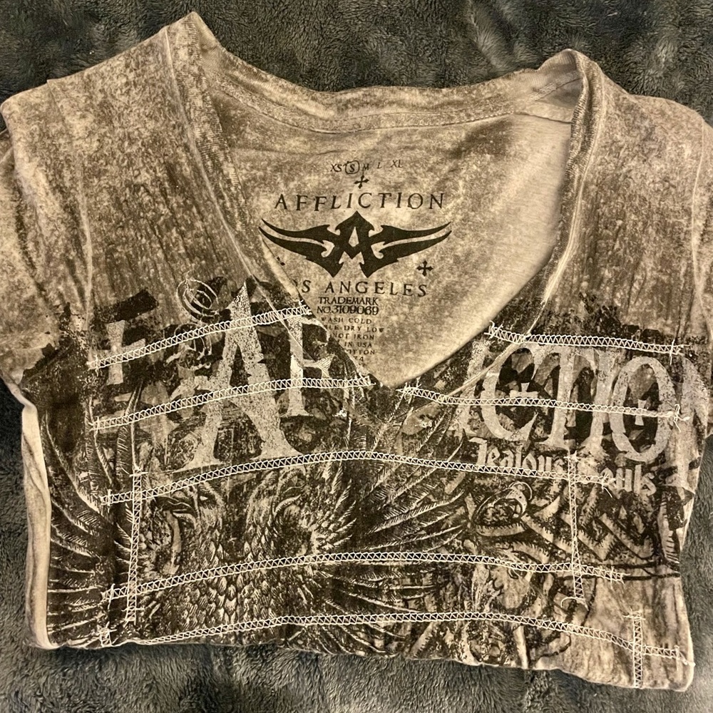Affliction Gray V-Neck T-Shirt